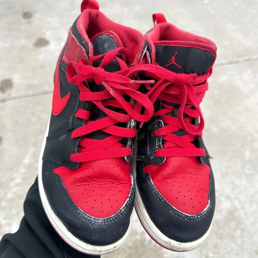 Nike Air Jordan 1 Mid Little Kids Athletic‎ Shoes Size 3Y University Red